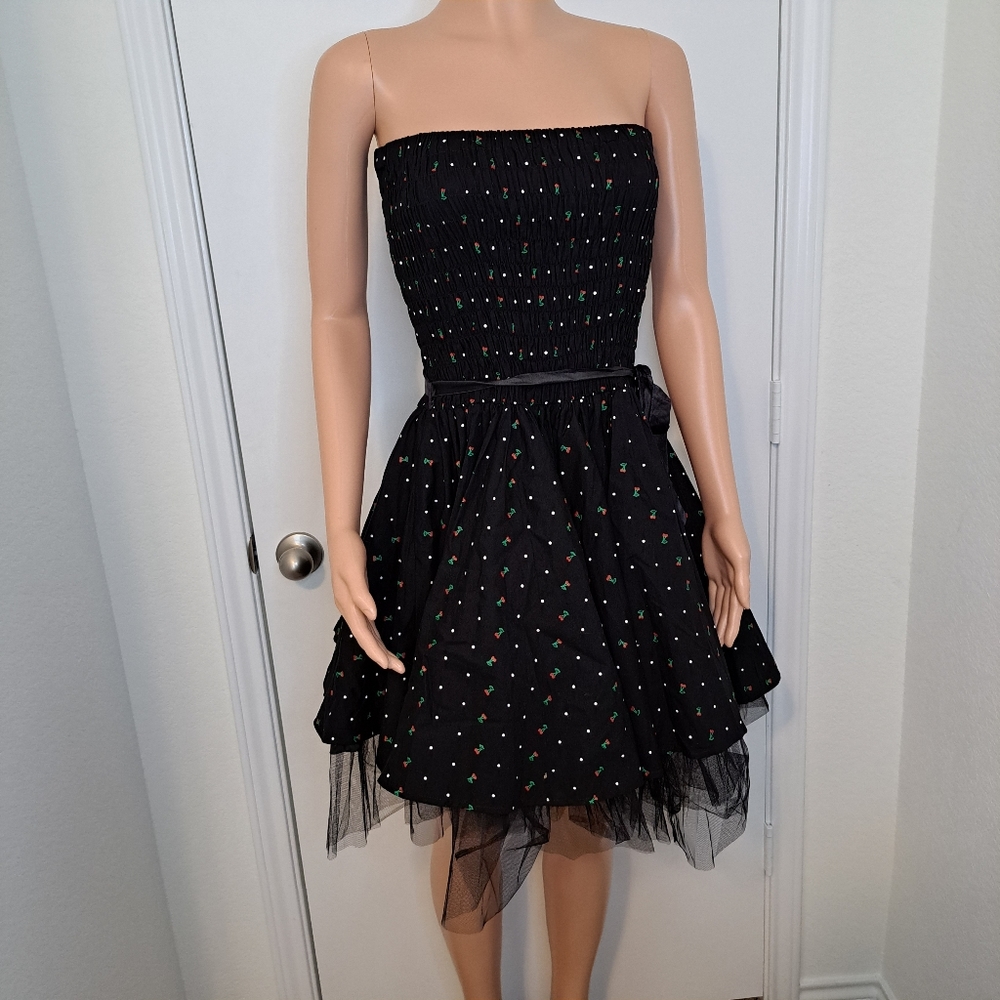Dead Threads Goth Dress Sleeveless Petticoat Cherry Pattern Cherries Size Small